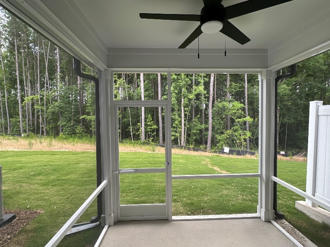Foto del edificio - 8714 Wardle Ct