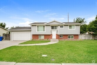 Building Photo - 1717 N 1030 W St