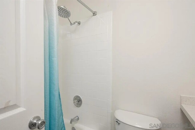 Foto del edificio - 6735 Amherst St
