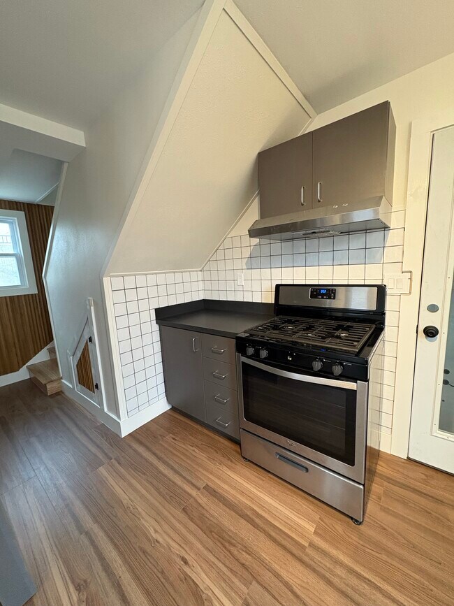 Cocina - 1315A E Seeley St