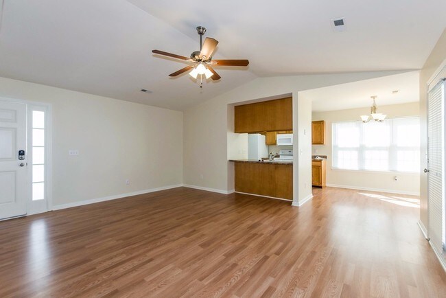 Building Photo - 769 Sir Raleigh Dr