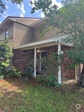 Building Photo - 229 Carmel Dr