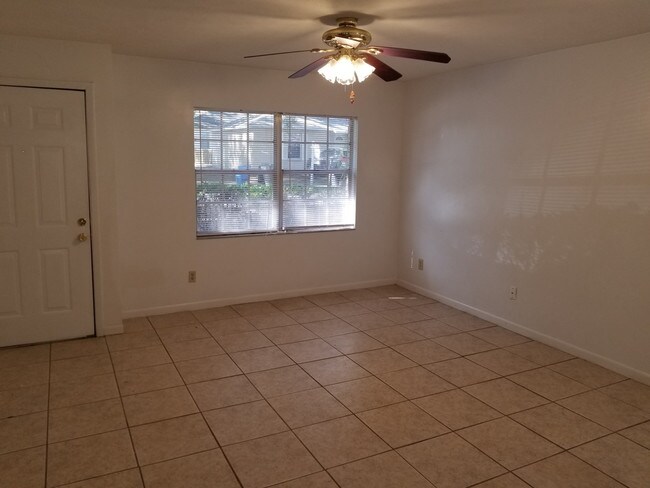 Building Photo - 5305 Lime