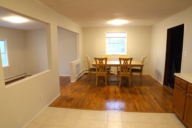 Foto del edificio - 393 Patton Ave