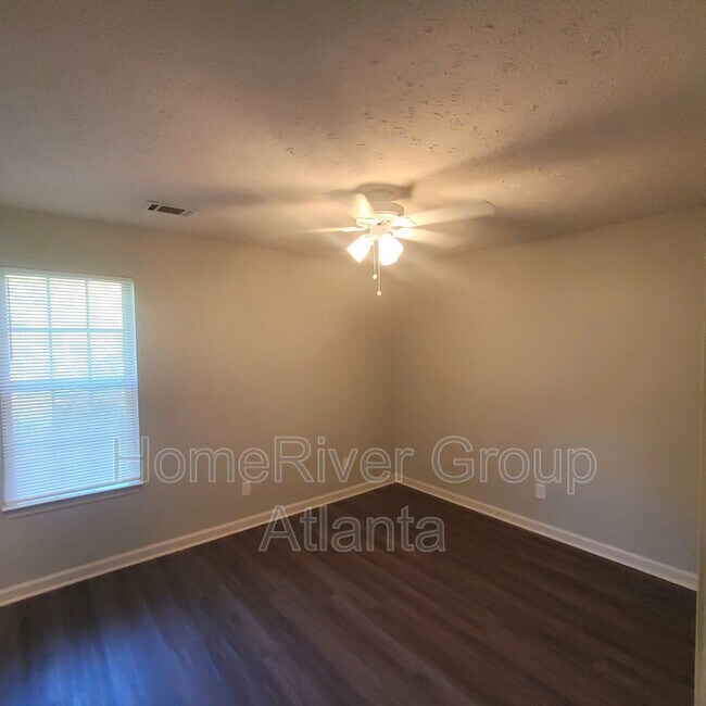 Building Photo - 4729 Coker Dr