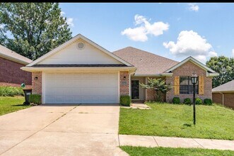 Building Photo - 2708 Azure Hills Dr