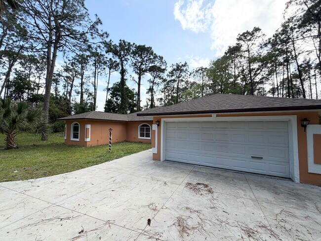 Building Photo - 64 Welling Ln