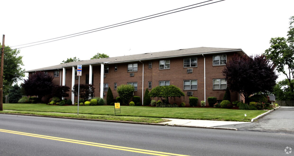 Bayside Apartments Apartments in Sewaren, NJ