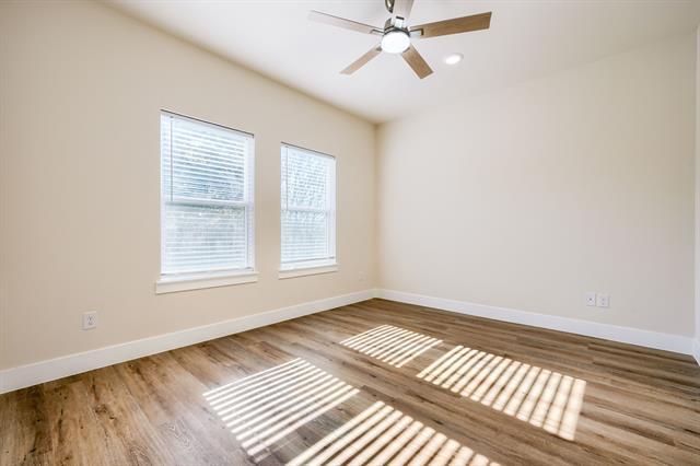 Foto del edificio - 1115 Bell St