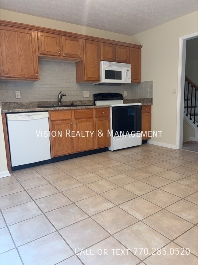 Building Photo - 2443 Tolliver Dr