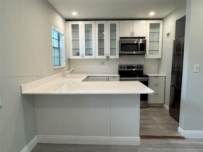 Foto del edificio - 7865 SW 57th Ave