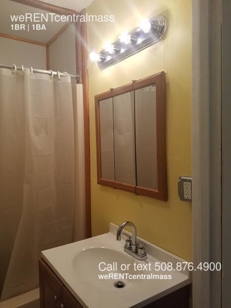 Foto principal - 186 Eastford Rd