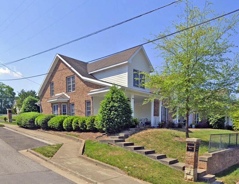 Primary Photo - 128 Bogard Ln