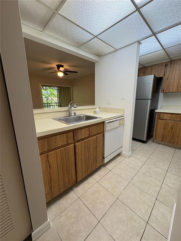 Foto del edificio - 140 Orchid Woods Ct