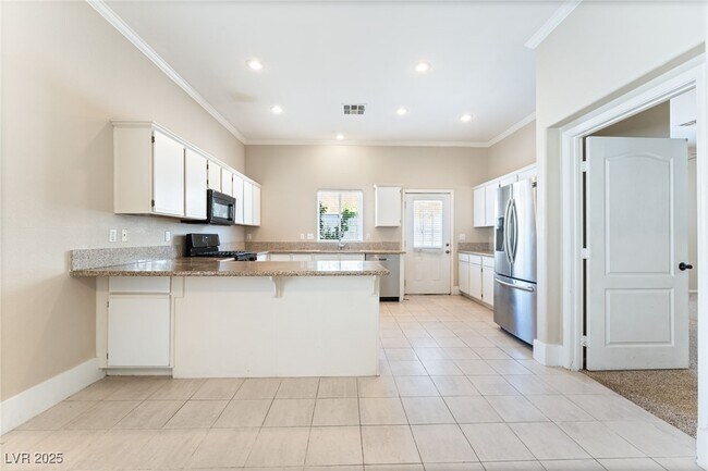 Foto del edificio - 1636 Morse Arberry Ave