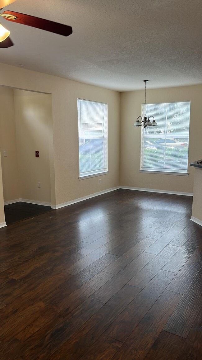 Foto del edificio - 6071 Westgate Dr