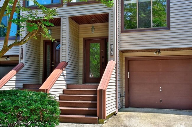 Building Photo - 603 Sea Oats Way