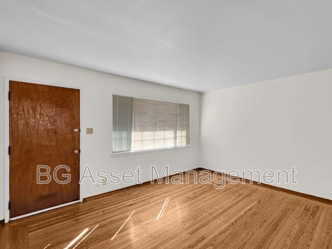 Building Photo - 3129 Carlson Blvd