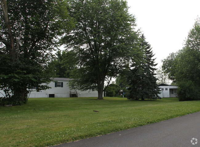 Building Photo - Rock Oak Estates