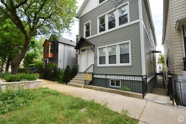 Building Photo - 1736 W Altgeld St