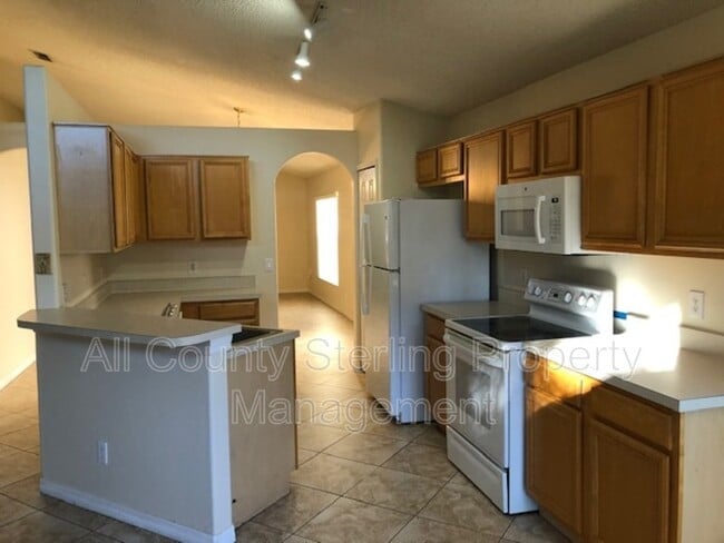 Building Photo - 14608 Chloe Ct