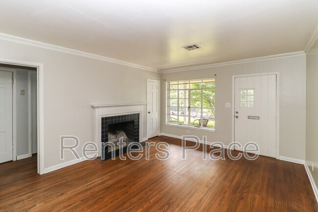 Foto del edificio - 1439 E 36th St