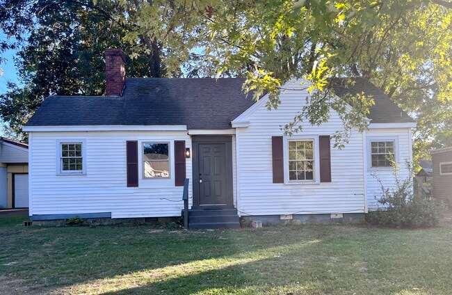 Building Photo - 132 King St