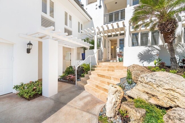 Photo - 542 Ahina St House