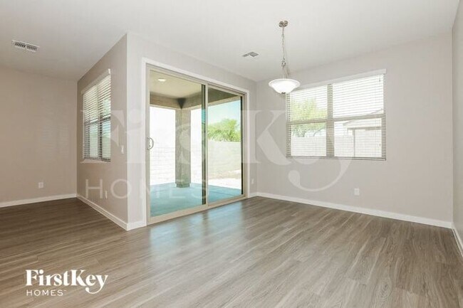 Building Photo - 7200 E Eagle Nest Way