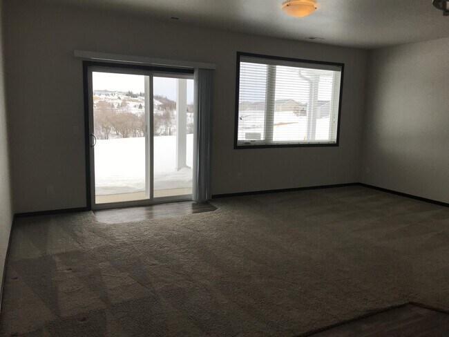 Foto del edificio - 723 14th St SE