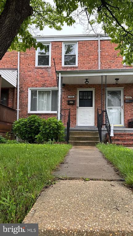 Foto principal - 5510 Council St