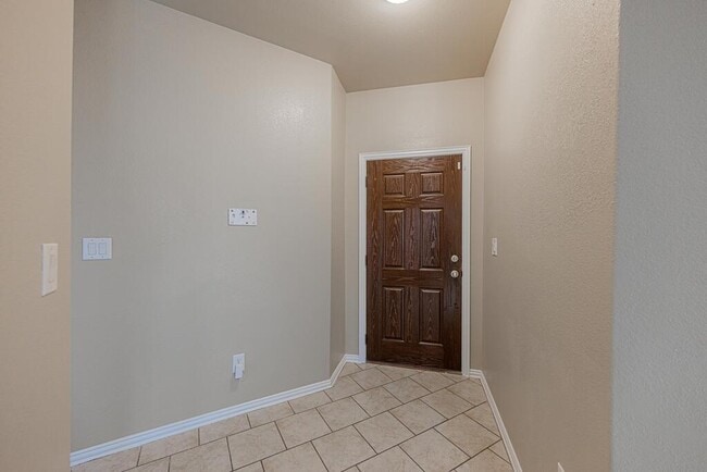 Building Photo - 7216 Brooks Ranch Rd