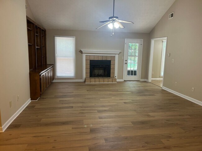 Foto del edificio - 210 Buckeye Ln