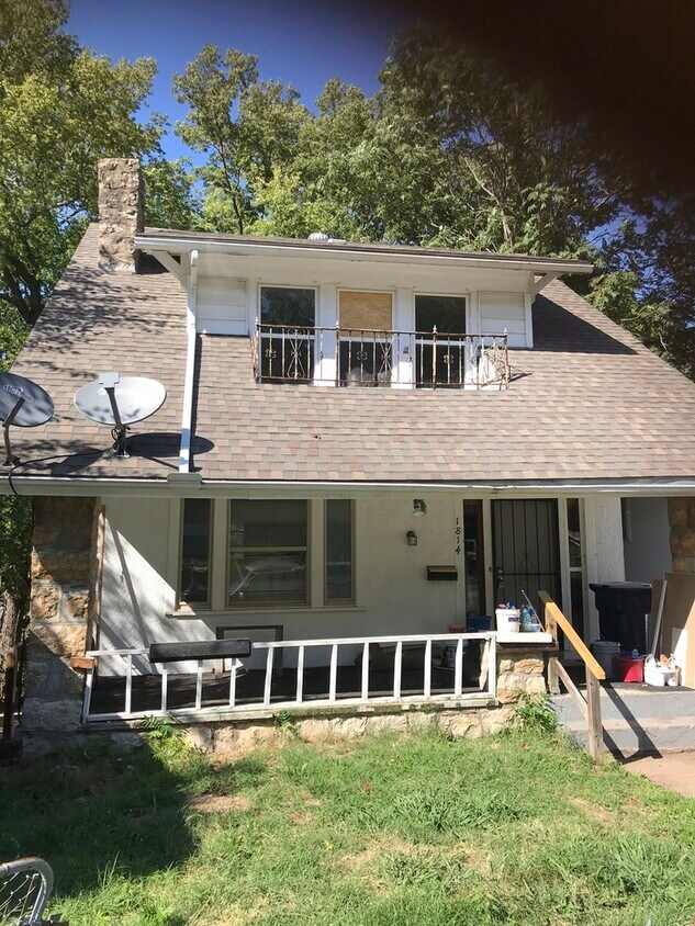 Foto principal - 1814 E 48th St