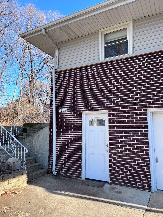 2943 La Salle Ave, Rockford, IL 61114 Condo for Rent in Rockford, IL