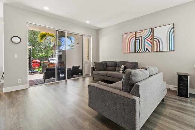 Foto del edificio - 4166 Wellington Shores Dr