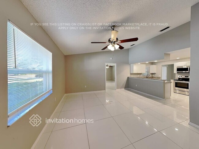 Building Photo - 7509 42nd Ct E