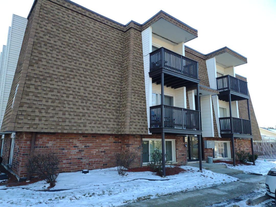 Primary Photo - 10502 Brooks Ln
