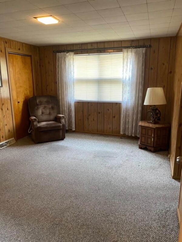 Foto del edificio - 206 Thompson Ave