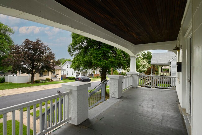 Foto del edificio - 5407 Catalpha Rd