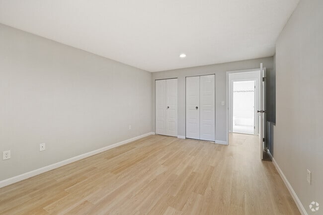 1HAB, 1BA - 900 ft² - GlenBrook Estates