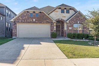Building Photo - 2105 Burke Dr
