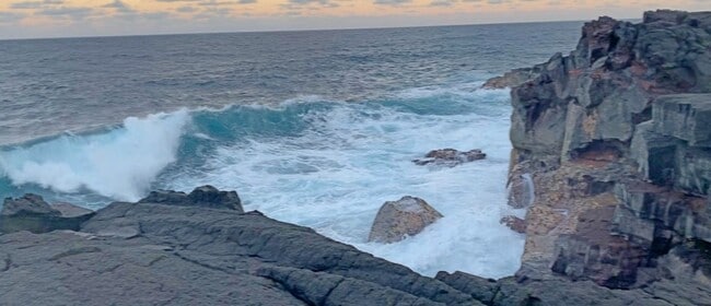 Building Photo - Beautiful Oceanfront 1 Bedroom Unit on Kal...