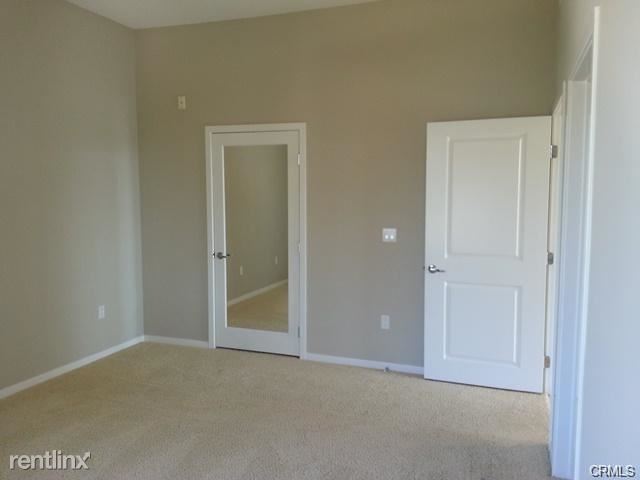 Building Photo - 2 br, 2.5 bath Condo - 21 Gramercy Unit 306