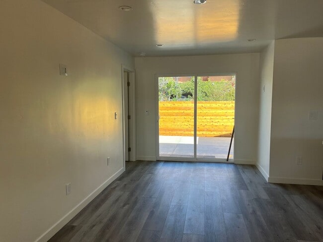 Building Photo - Brand New Home In The Village