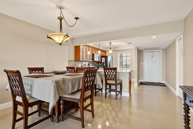Foto del edificio - 605 Oaks Dr