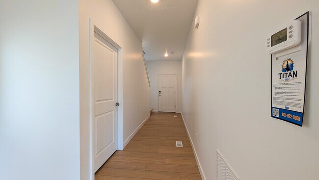 Foto del edificio - 1772 W Blue Flax Dr
