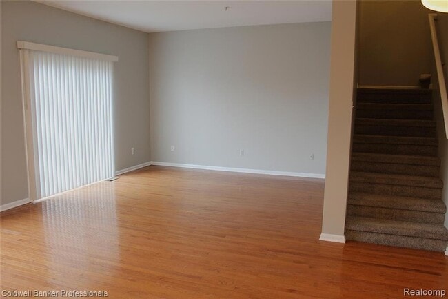 Foto del edificio - 387 Cherry Orchard Rd