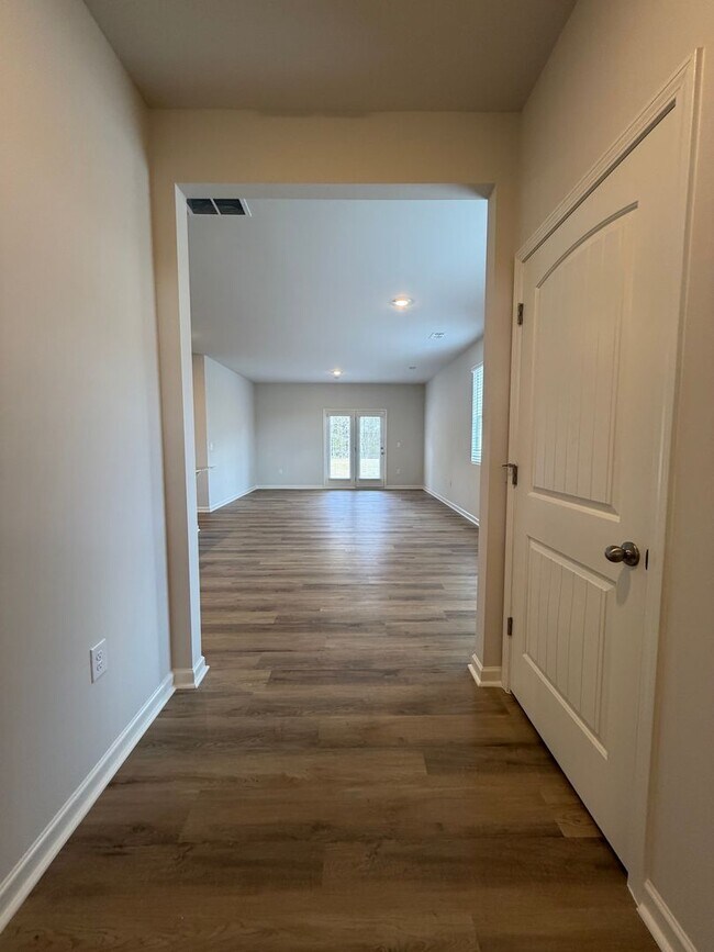 Foto del edificio - Brand New 5/3 House in Armuchee- $2,395