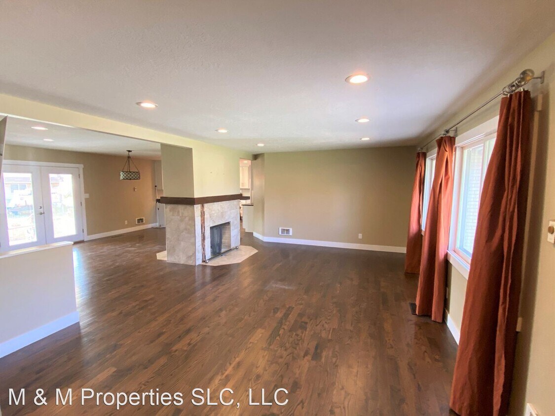 Primary Photo - 3 br, 2.5 bath House - 3807 W 11800 S